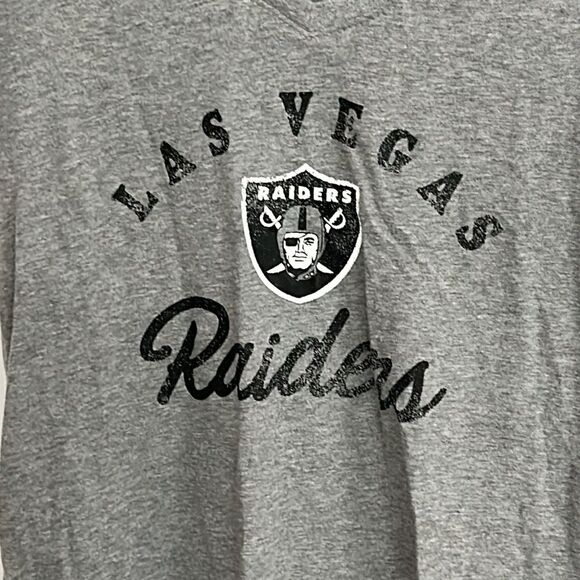 Las Vegas Raiders 47 NFL T-Shirt - S - NWT - Picture 2 of 4